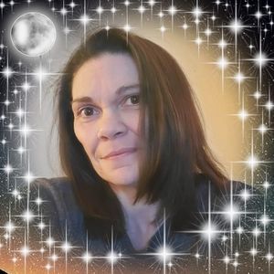 Meet your Posher, Carey